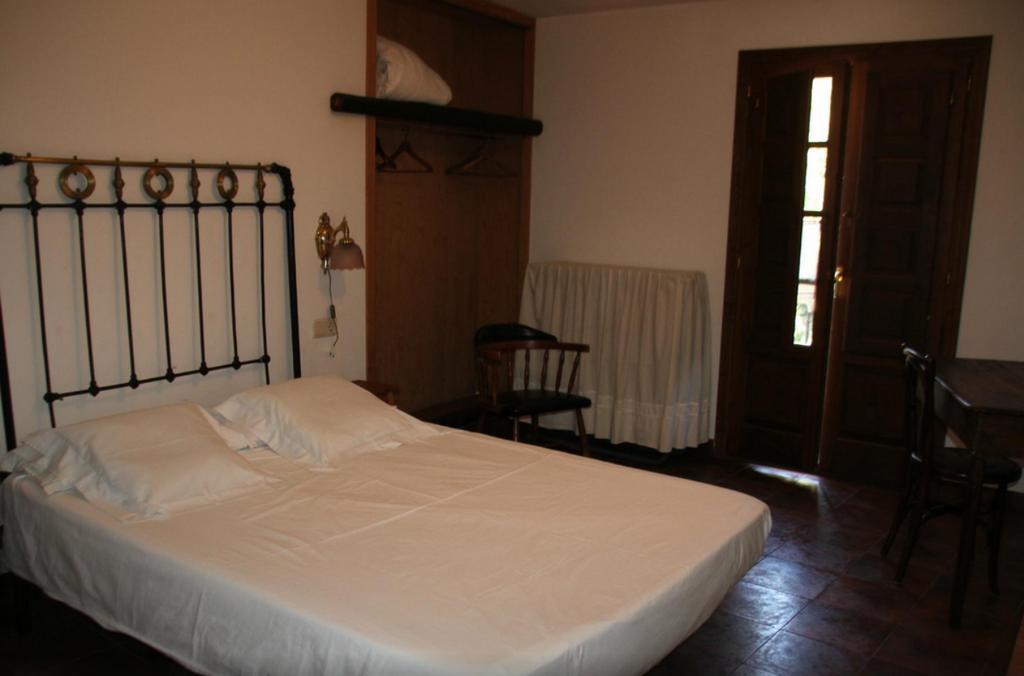 Pensjonat La Casa Del Reloj Molinaseca Zewnętrze zdjęcie